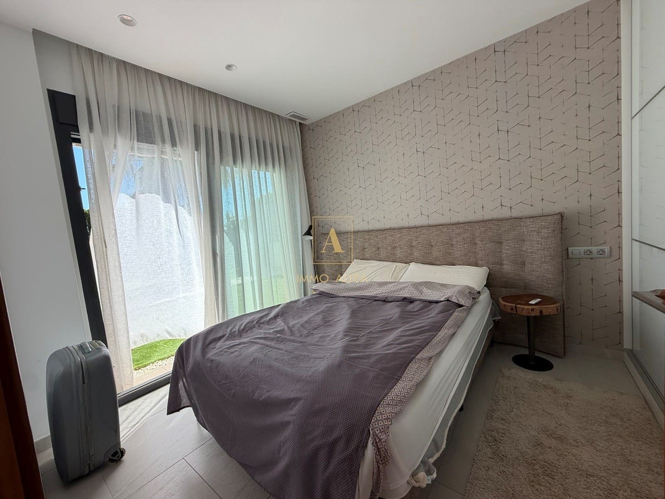 Chalet de 4 habitaciones en Alicante / Alacant ciudad en venta con piscina - 1.340.000 € (Ref: 9893674)