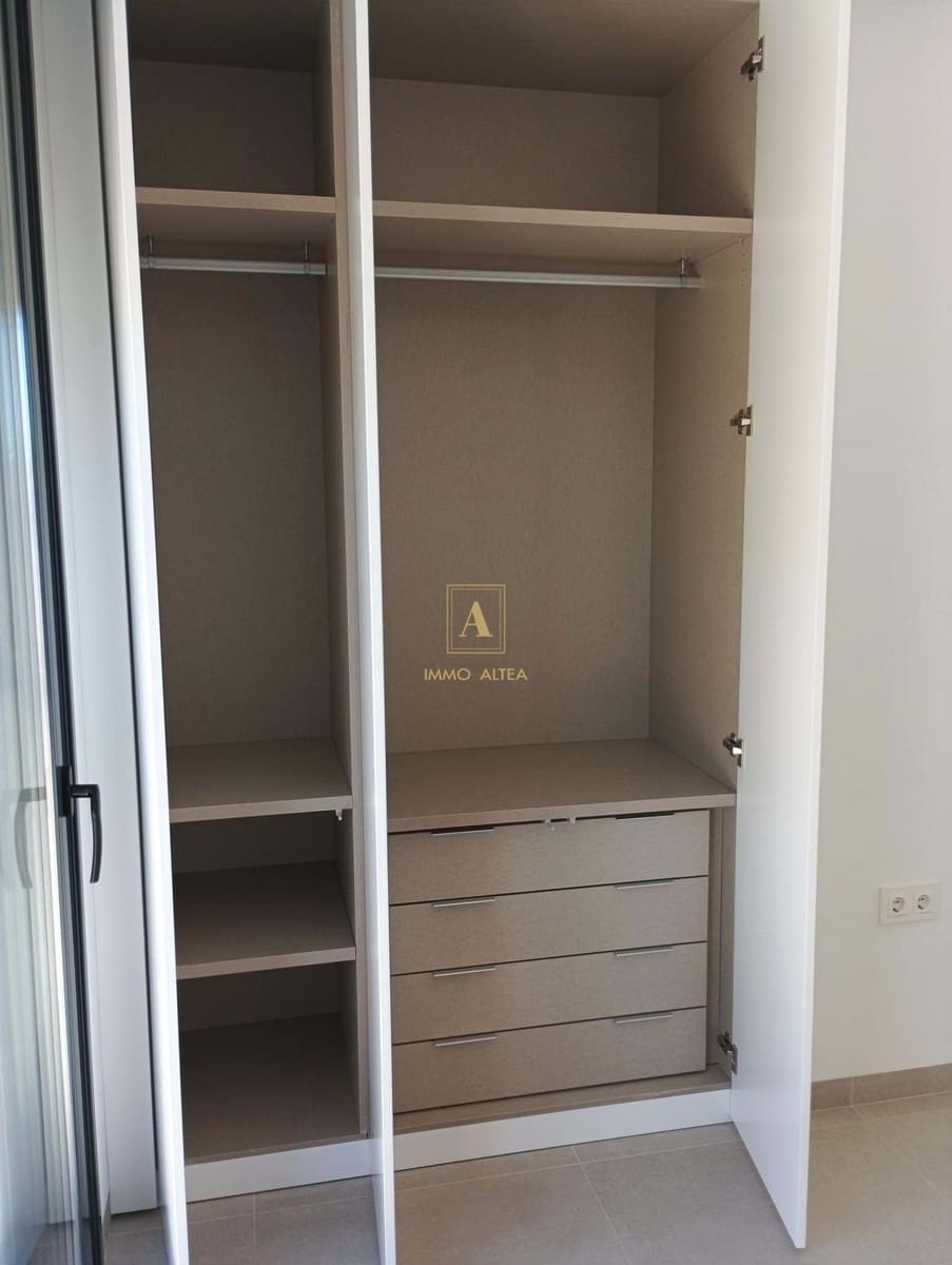 Chalet de 3 habitaciones en Pilar de la Horadada en venta con piscina - 586.000 € (Ref: 9912449)