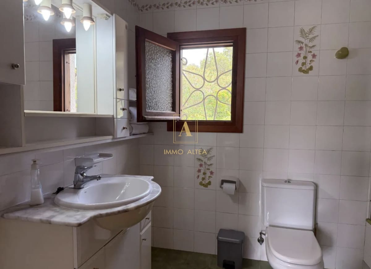 3 soveværelse Villa til salg i Alicante by - € 559.000 (Ref: 9921641)