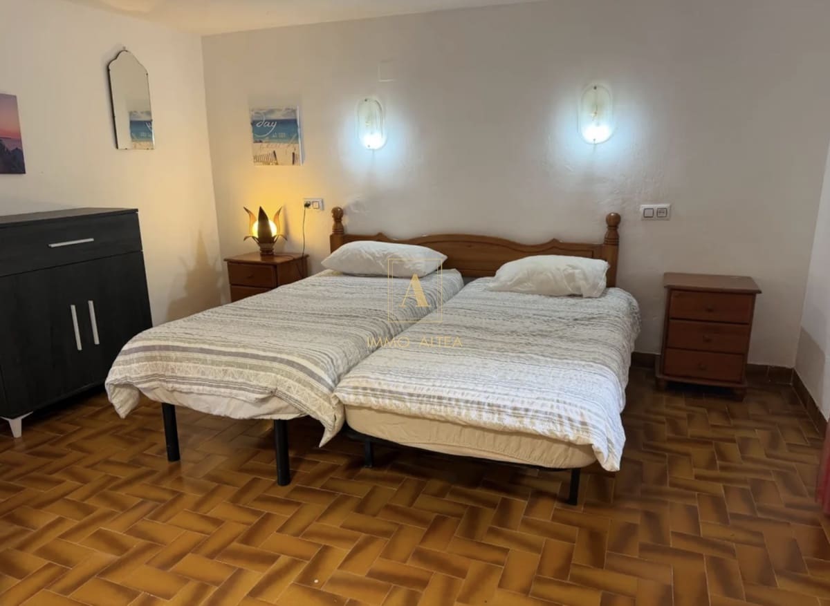 3 soveværelse Villa til salg i Alicante by - € 559.000 (Ref: 9921641)