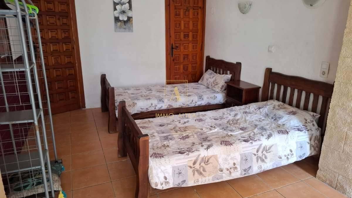 3 soveværelse Villa til salg i Alicante by - € 559.000 (Ref: 9921641)