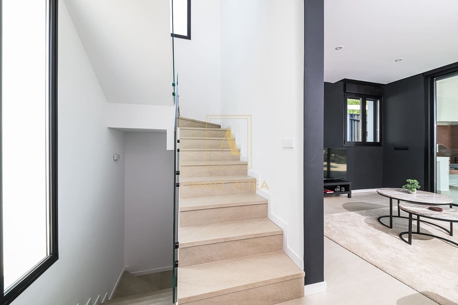 3 slaapkamer Villa te koop in Alicante stad met garage - € 1.250.000 (Ref: 9935459)