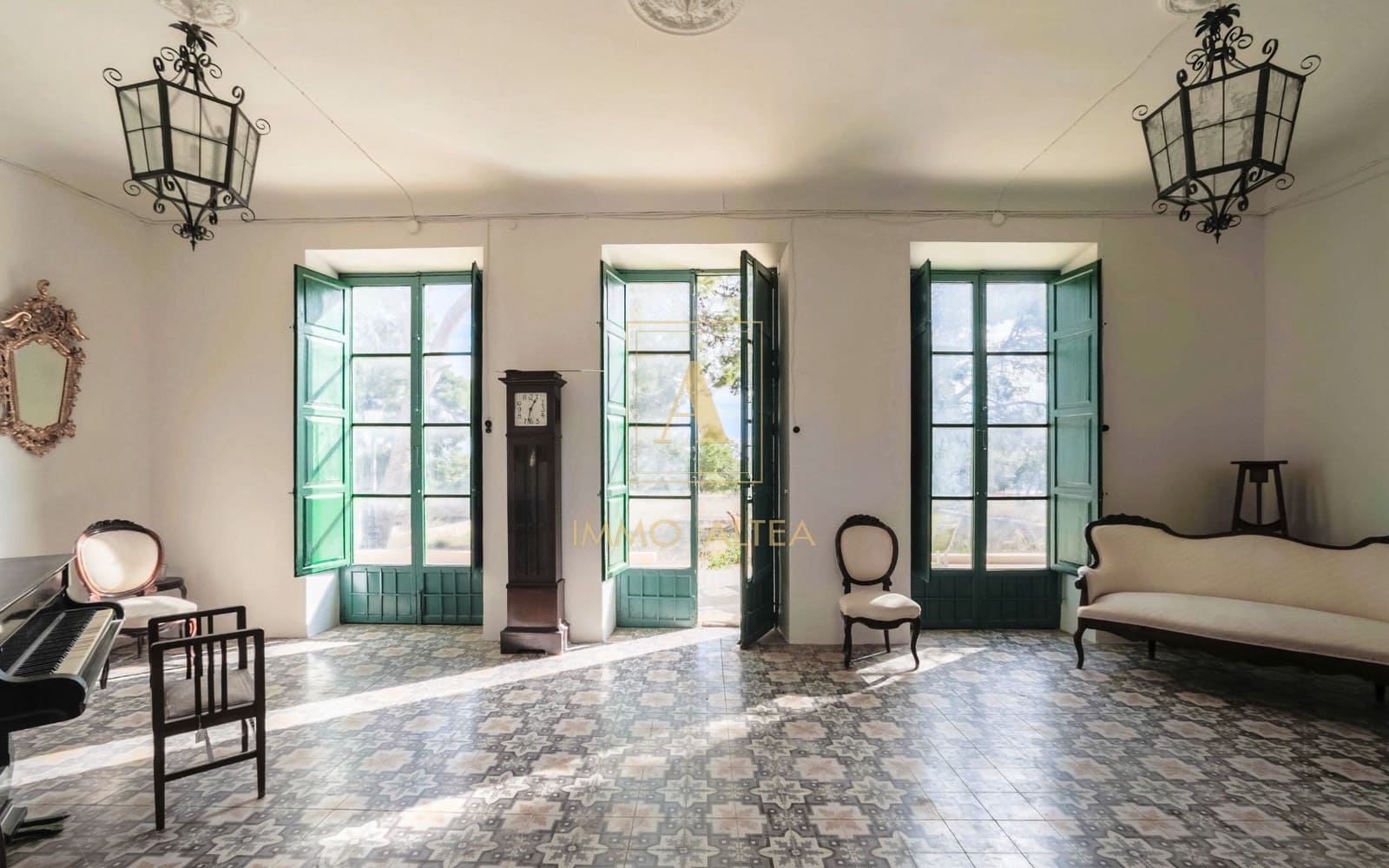 Chalet de 7 habitaciones en Alicante / Alacant ciudad en venta con garaje - 995.000 € (Ref: 9939310)