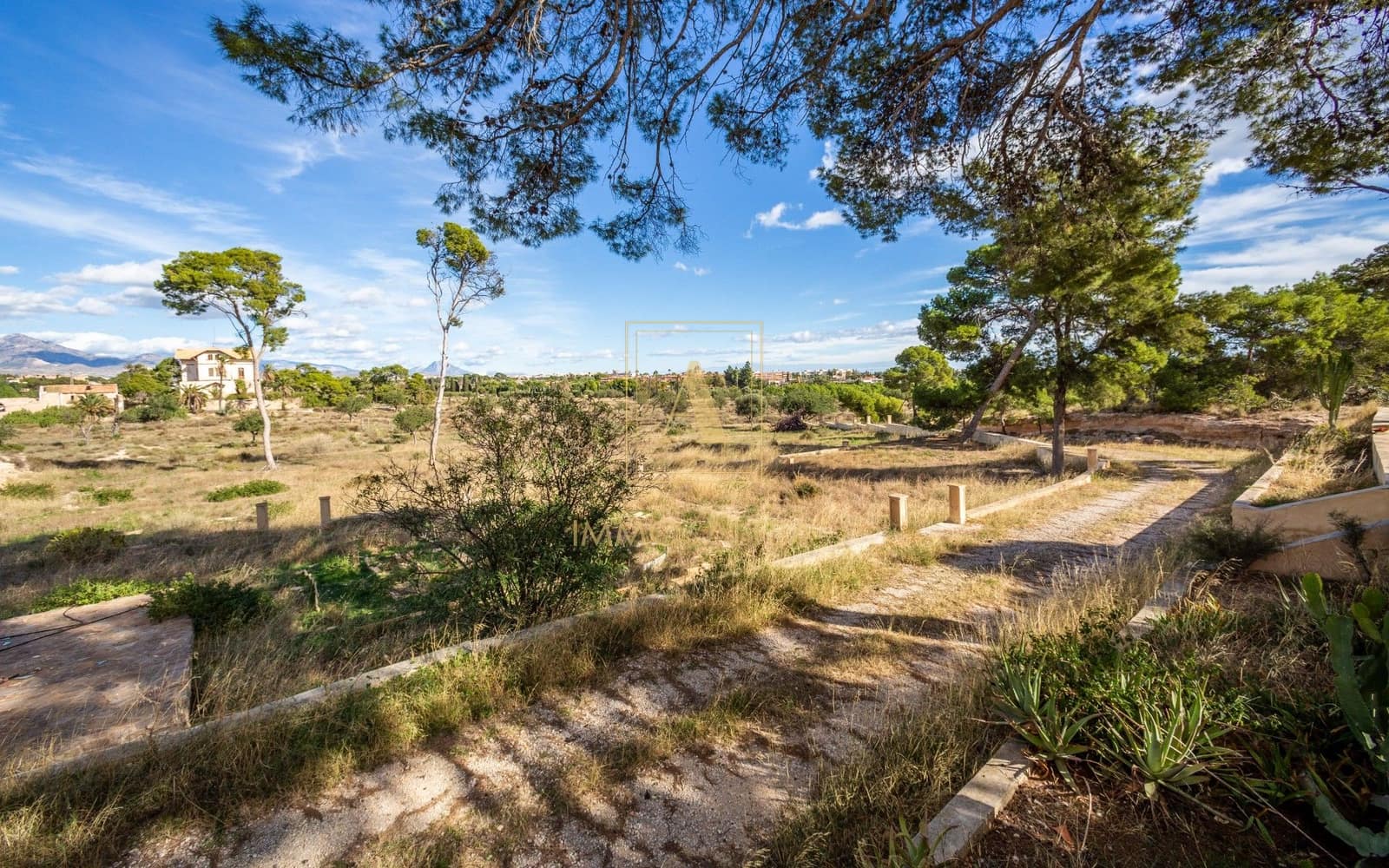 Chalet de 7 habitaciones en Alicante / Alacant ciudad en venta con garaje - 995.000 € (Ref: 9939310)