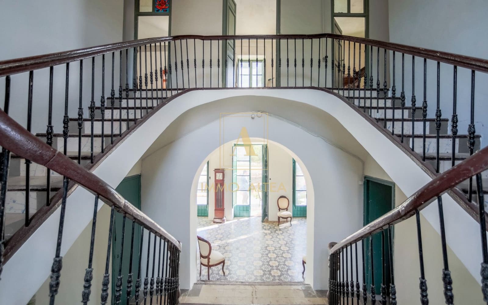 Chalet de 7 habitaciones en Alicante / Alacant ciudad en venta con garaje - 995.000 € (Ref: 9939310)