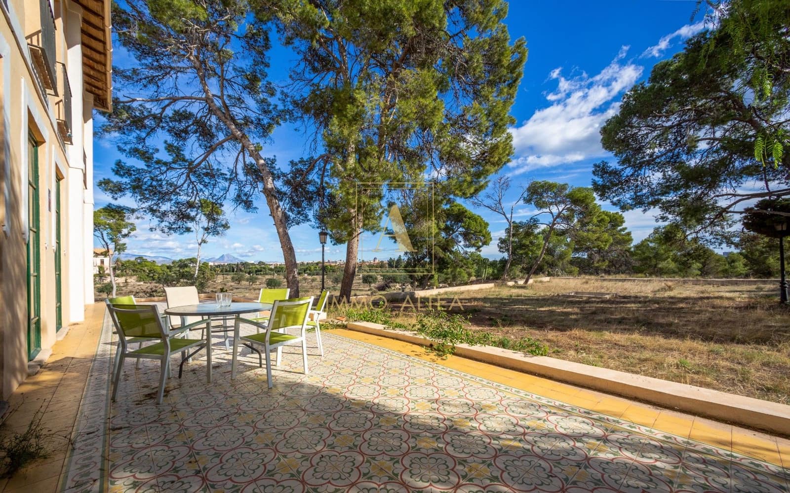 Chalet de 7 habitaciones en Alicante / Alacant ciudad en venta con garaje - 995.000 € (Ref: 9939310)