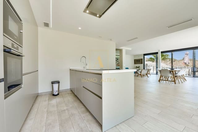 5 slaapkamer Villa te koop in Finestrat met zwembad - € 975.000 (Ref: 9953218)