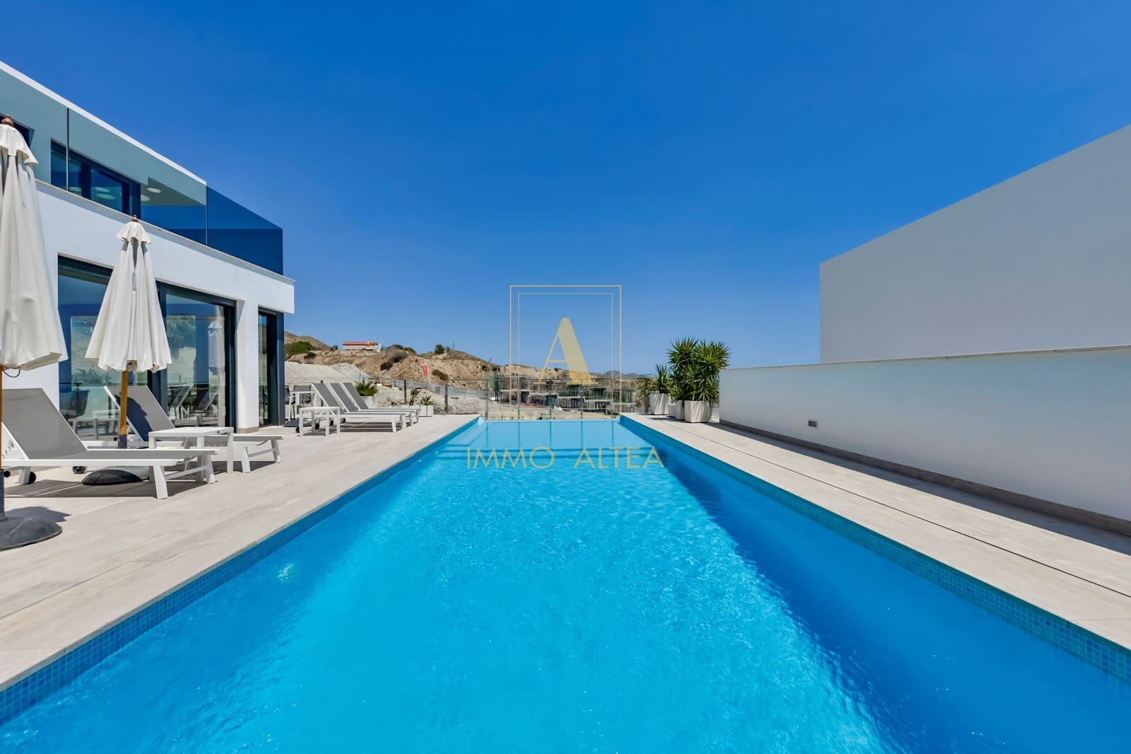 5 sypialnia Willa na sprzedaż w Finestrat z basenem - 975 000 € (Ref: 9953218)