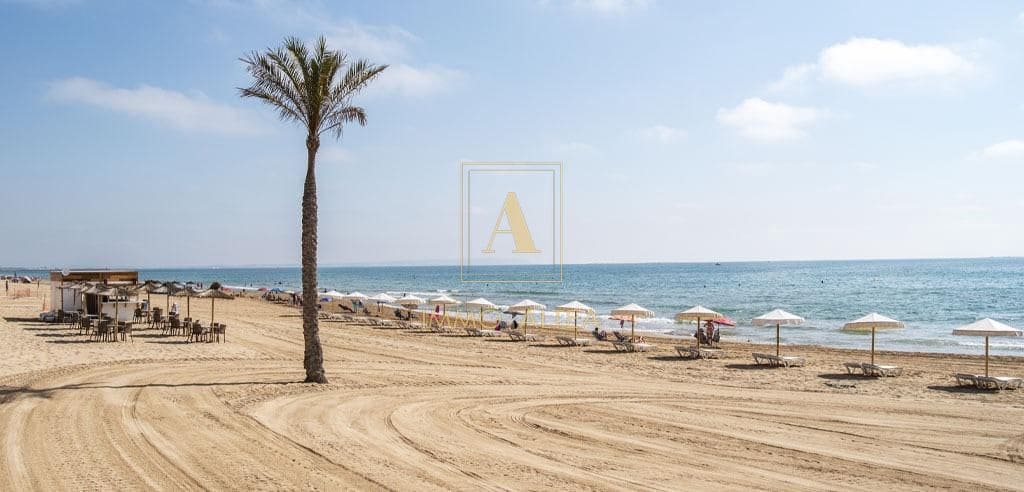 2 bedroom Penthouse for sale in Guardamar del Segura with pool - € 468,500 (Ref: 9956716)