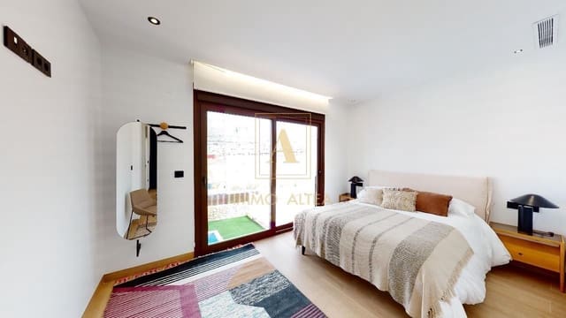 4 soveværelse Villa til salg i Finestrat med swimmingpool - € 859.000 (Ref: 9996580)