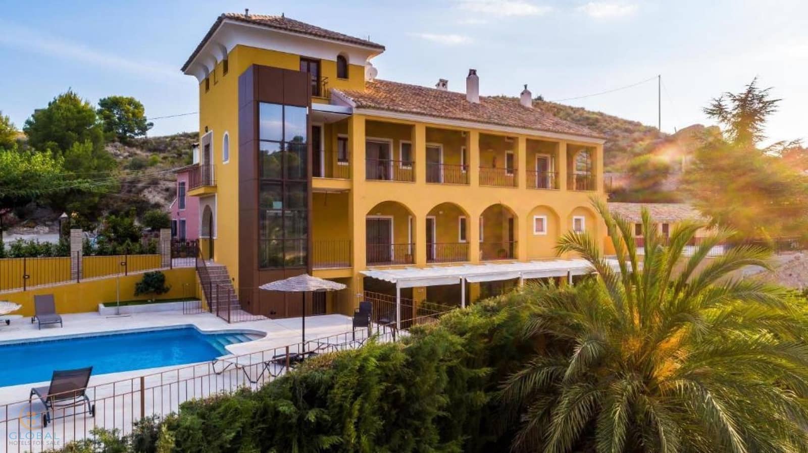 15 soveværelse Hotel til salg i Murcia by med swimmingpool - € 920.000 (Ref: 8420050)