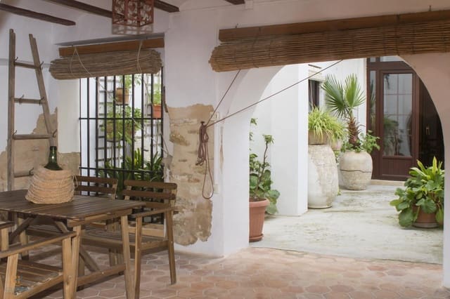 6 soveværelse Guesthouse/B & B til salg i Vall de Ebo med swimmingpool - € 1.300.000 (Ref: 8570759)