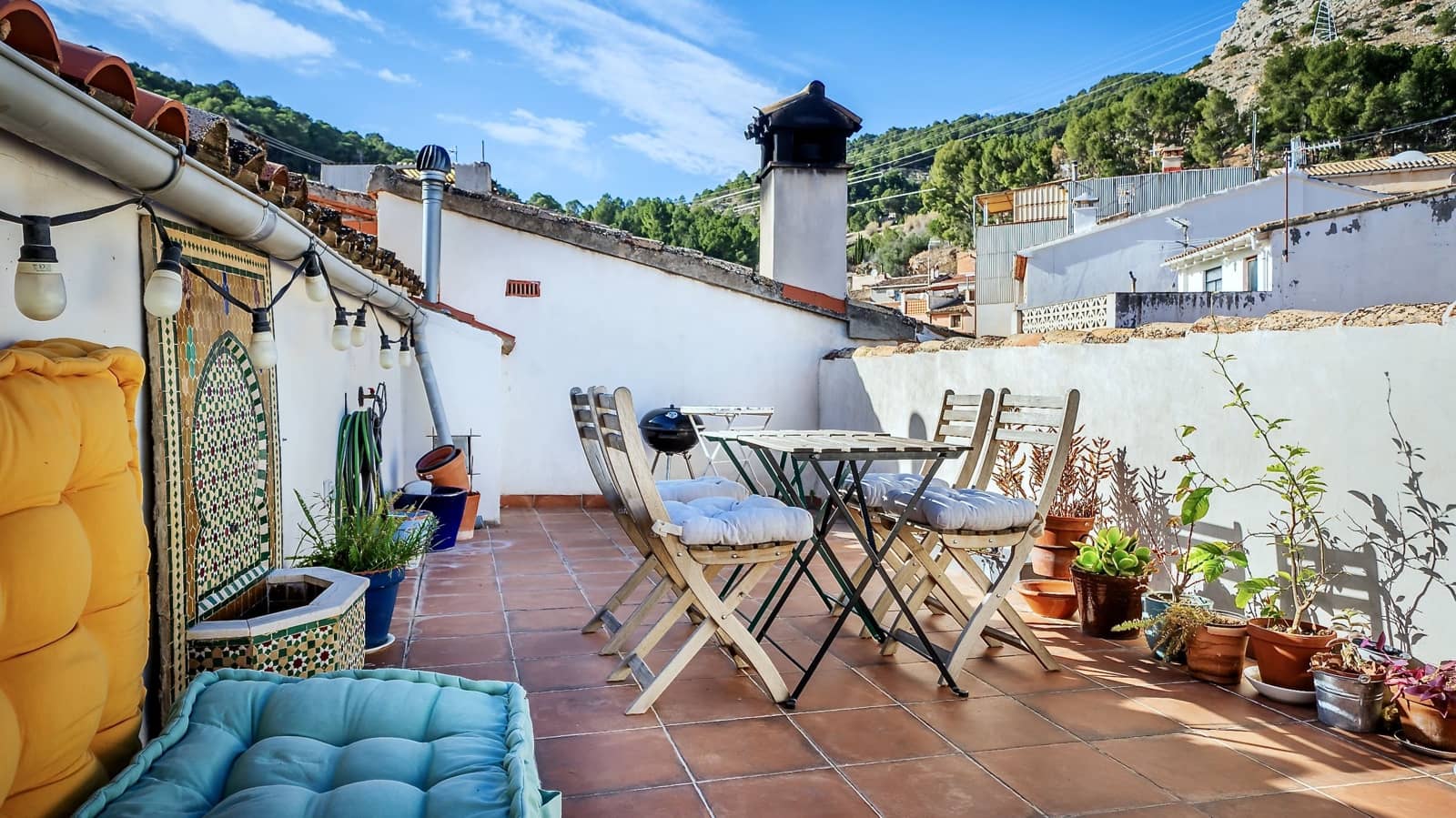 6 bedroom Guesthouse/B & B for sale in Alcoy / Alcoi - € 300,000 (Ref: 8758058)