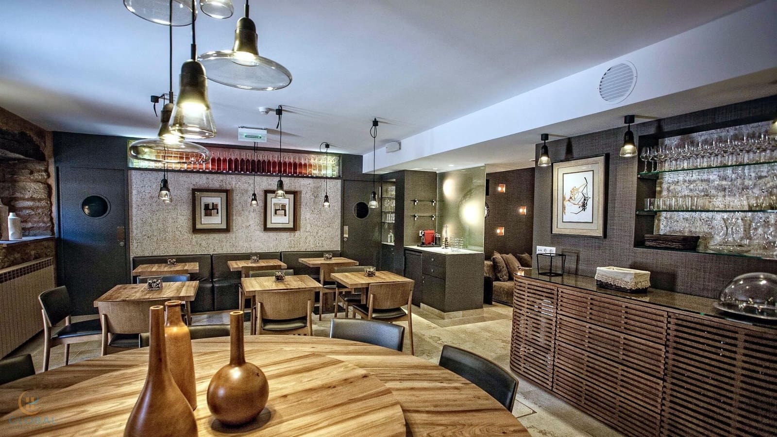 8 sypialnia Hotel na sprzedaż w Ezcaray - 985 000 € (Ref: 8793883)