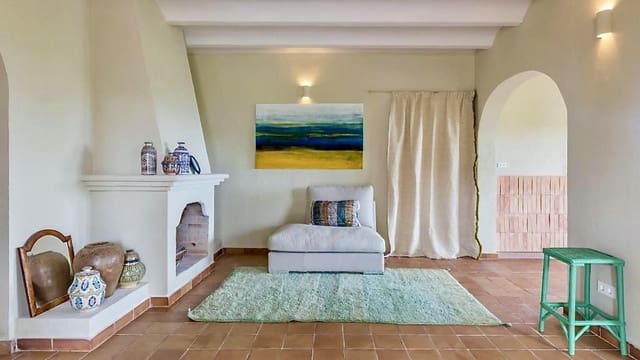 6 bedroom Hotel for sale in Calpe / Calp with pool garage - € 1,695,000 (Ref: 9143590)