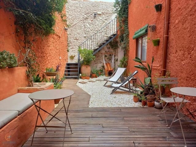 5 soveværelse Guesthouse/B & B til salg i Guadalest - € 450.000 (Ref: 9274728)