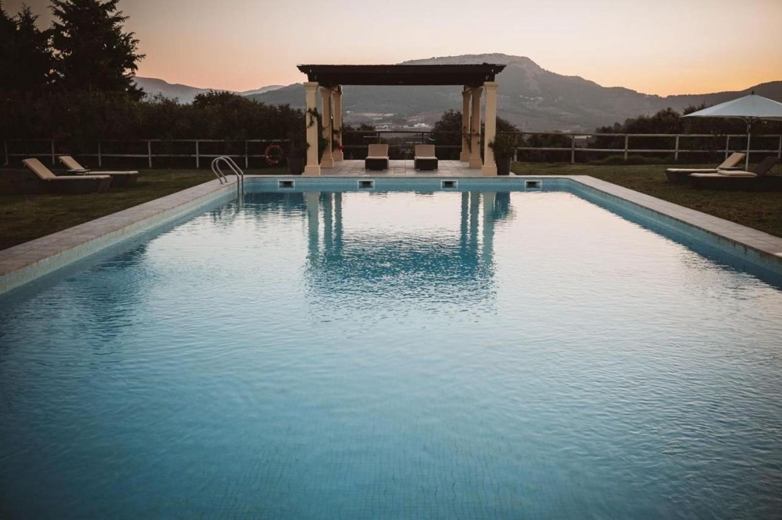 14 bedroom Hotel for sale in Alcoy / Alcoi with pool garage - € 3,500,000 (Ref: 9490855)