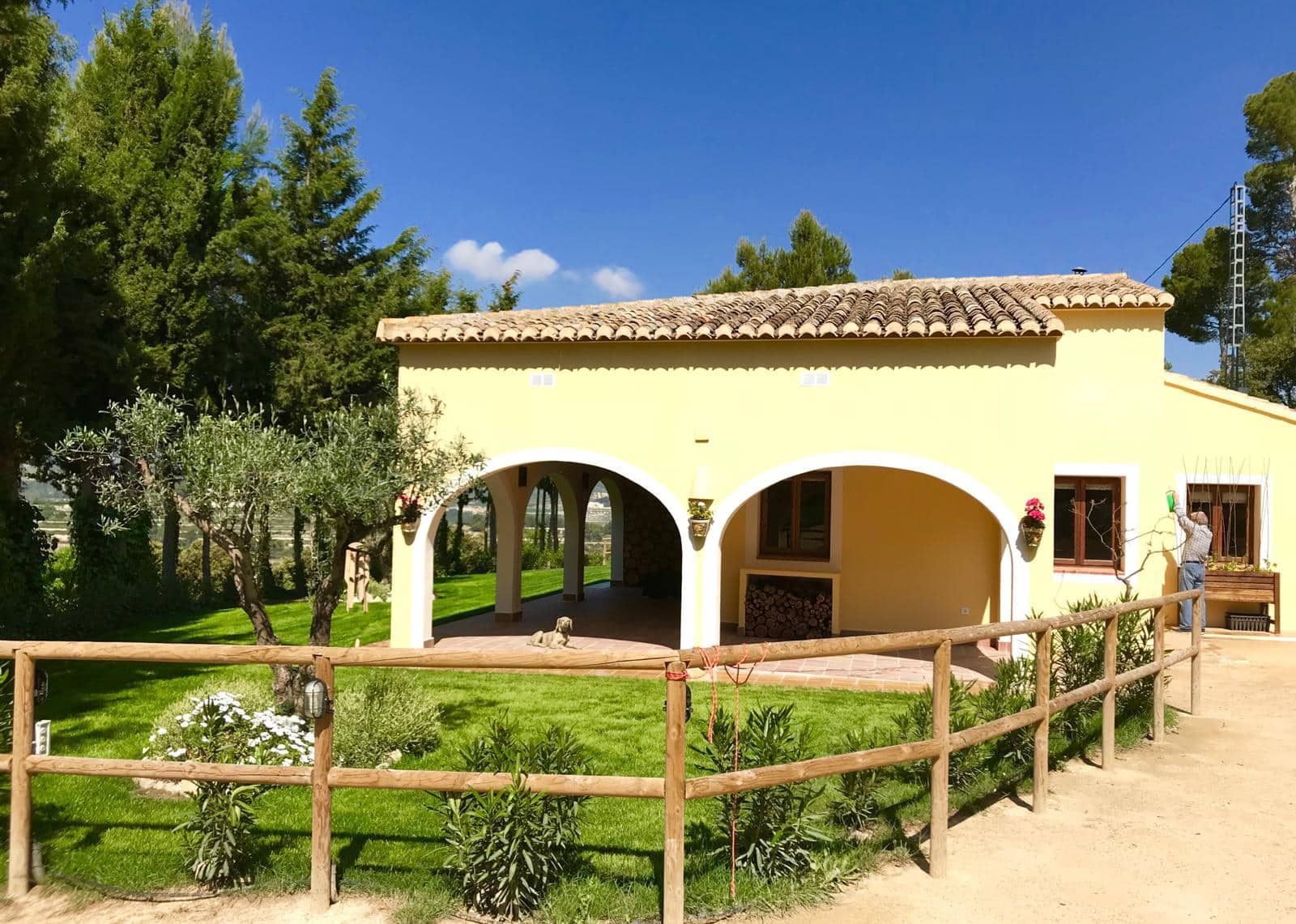 14 bedroom Hotel for sale in Alcoy / Alcoi with pool garage - € 3,500,000 (Ref: 9490855)