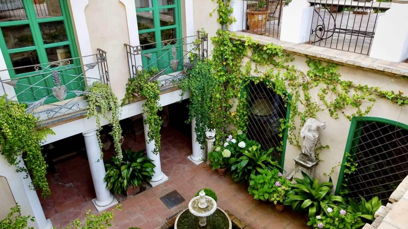 16 soveværelse Hotel til salg i Alcoy / Alcoi med swimmingpool - € 4.900.000 (Ref: 9793108)