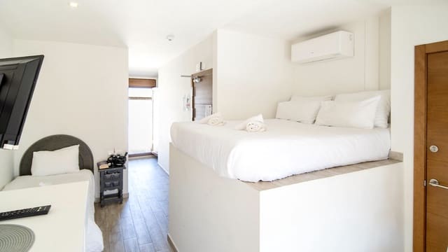 Pensión/Hostal de 5 habitaciones en Javea / Xàbia en venta - 995.000 € (Ref: 9793227)