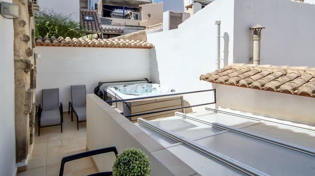 Pensión/Hostal de 5 habitaciones en Javea / Xàbia en venta - 995.000 € (Ref: 9793227)