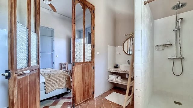 9 sypialnia Pensjonat na sprzedaż w Pinoso z basenem - 1 225 000 € (Ref: 9877116)