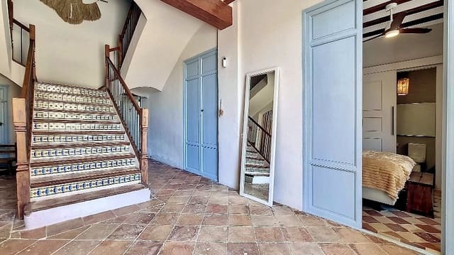 9 sypialnia Pensjonat na sprzedaż w Pinoso z basenem - 1 225 000 € (Ref: 9877116)