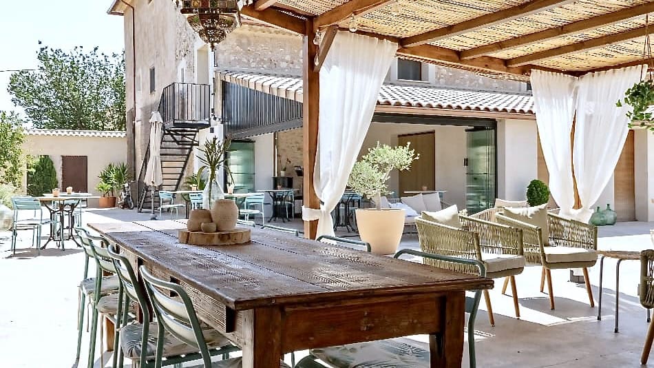 9 bedroom Guesthouse/B & B for sale in Pinoso with pool - € 1,225,000 (Ref: 9877116)