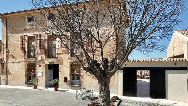 9 sypialnia Pensjonat na sprzedaż w Pinoso z basenem - 1 225 000 € (Ref: 9877116)