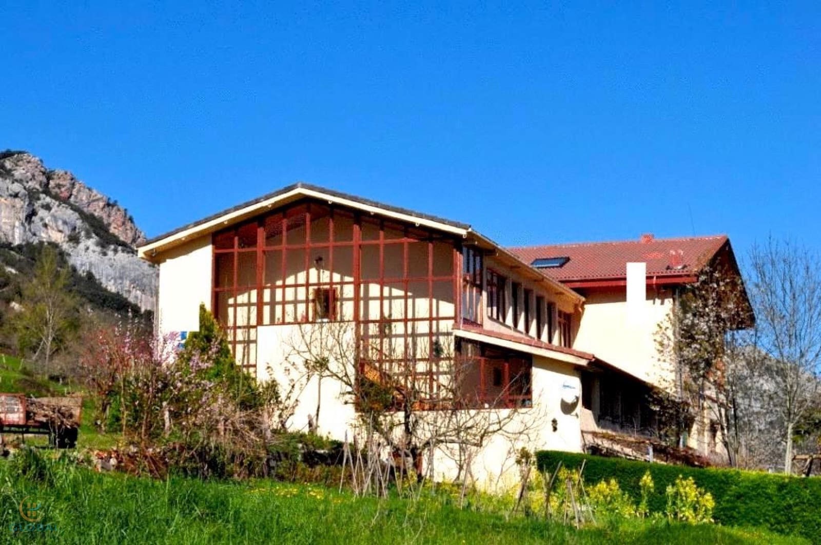 19 Zimmer Hotel zu verkaufen in Cabrales - 1.758.000 € (Ref: 9979291)