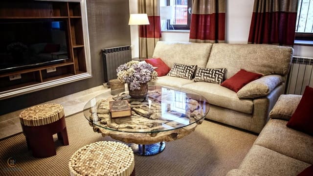 8 soverom Hotell til salgs i Zorraquín - € 985 000 (Ref: 9979294)