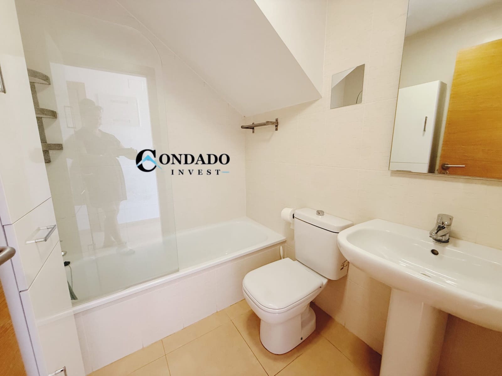 2 bedroom Apartment for sale in Condado de Alhama with pool garage - € 115,000 (Ref: 10007777)