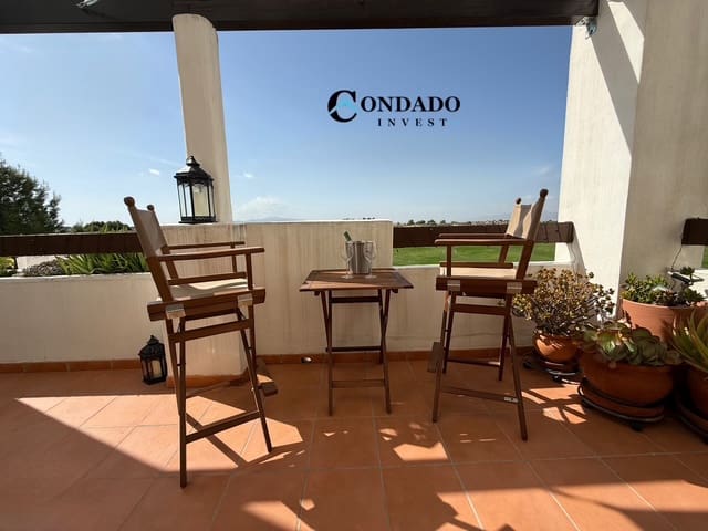 Ático de 2 habitaciones en Condado de Alhama en venta con piscina garaje - 116.950 € (Ref: 9321756)