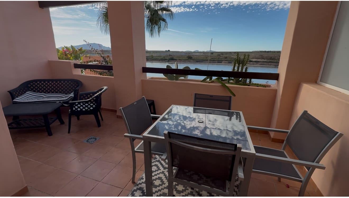 2 soverom Leilighet til salgs i Condado de Alhama med svømmebasseng garasje - € 105 000 (Ref: 9341079)