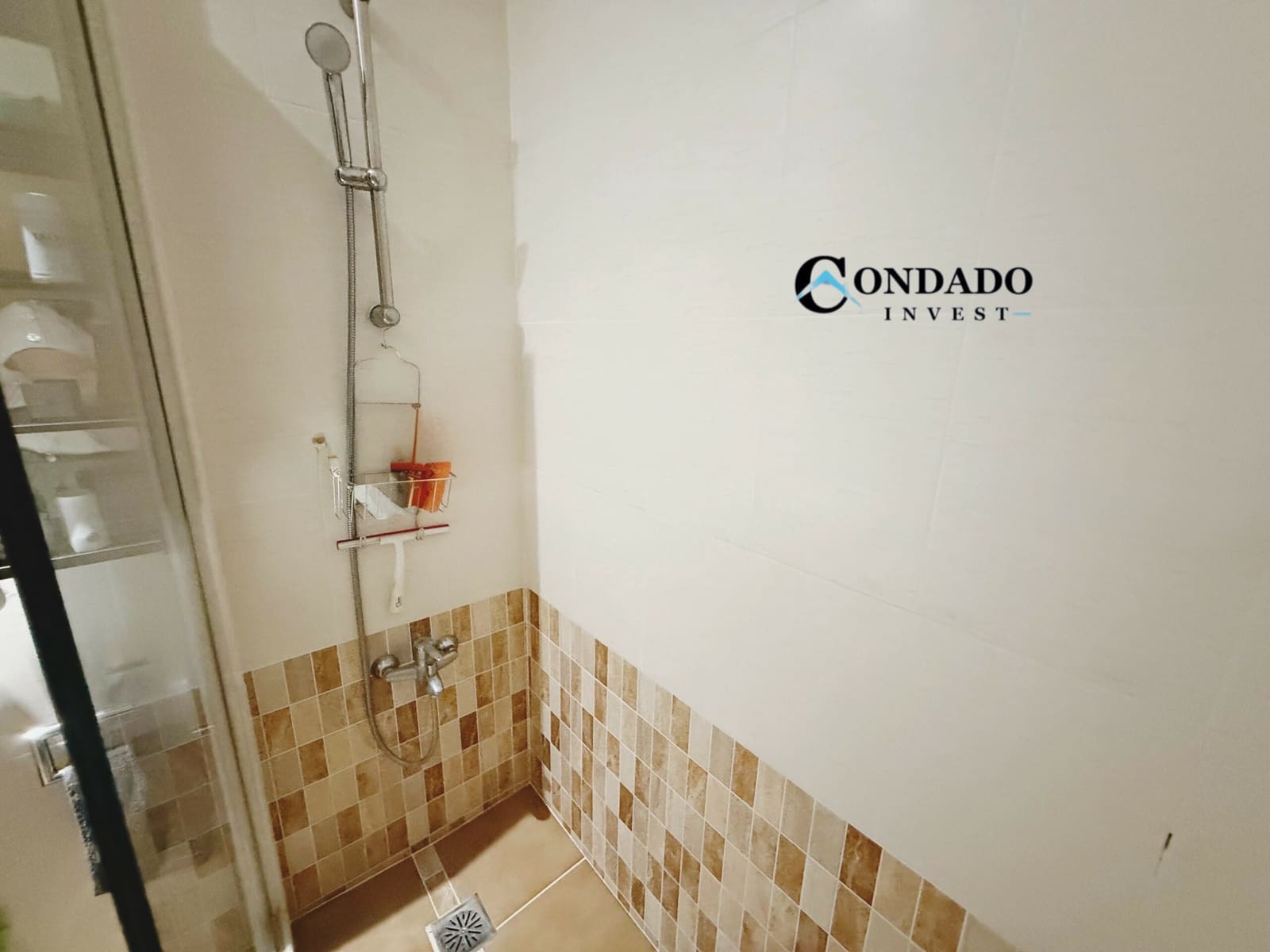 2 soverom Penthouse til salgs i Condado de Alhama med svømmebasseng garasje - € 120 000 (Ref: 9344590)