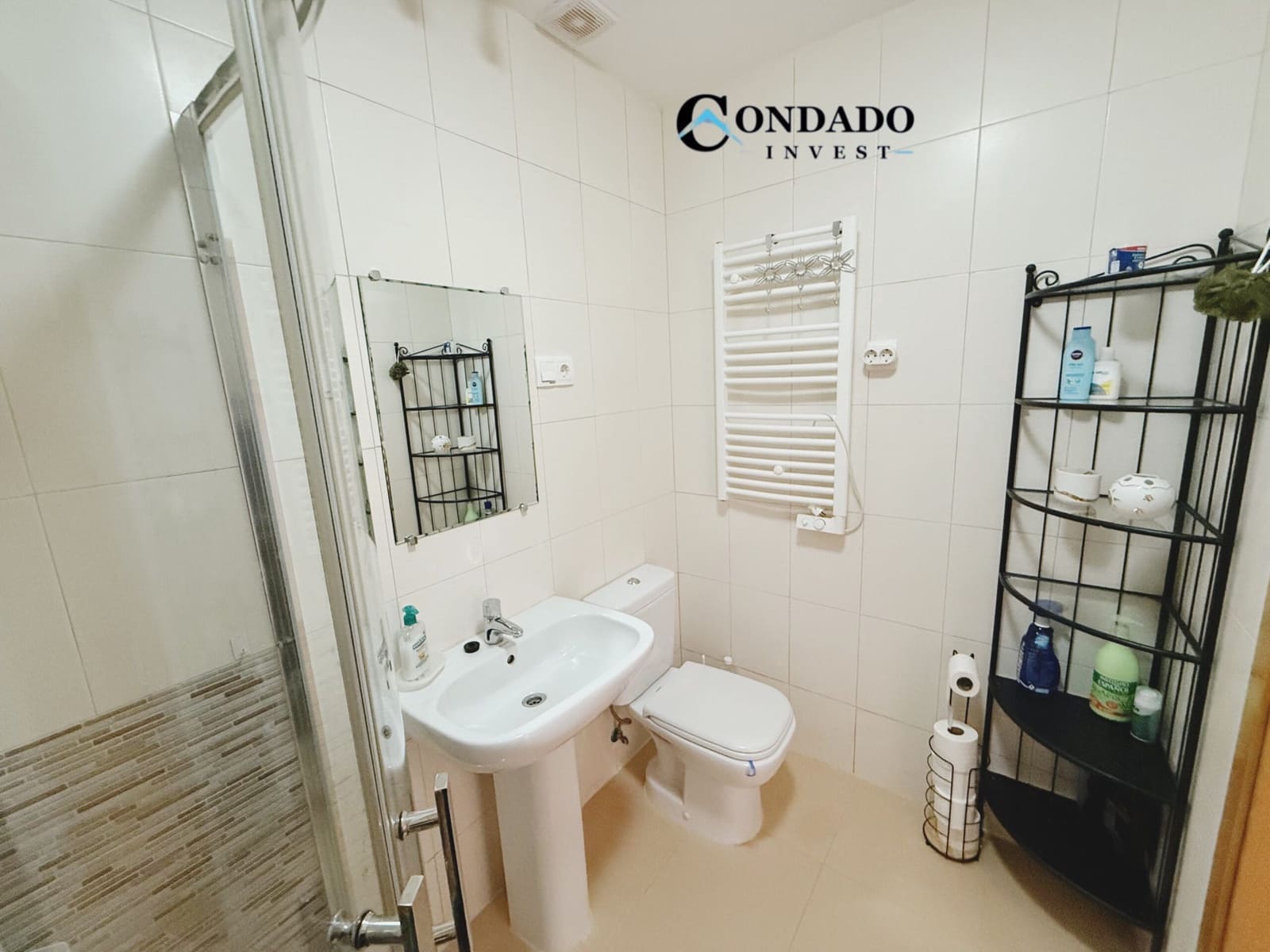 2 soverom Penthouse til salgs i Condado de Alhama med svømmebasseng - € 115 000 (Ref: 9390417)