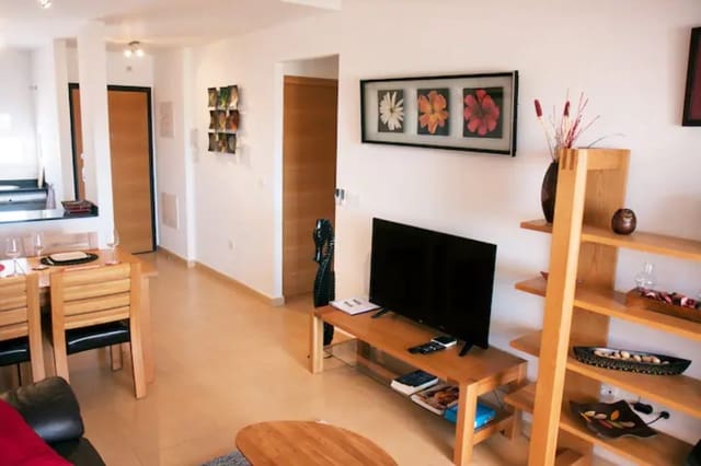 2 makuuhuone Kattohuoneisto myytävänä paikassa Condado de Alhama, Alhama de Murcia mukana uima-altaan 
autotalli - 129 000 € (Ref: 9395838)