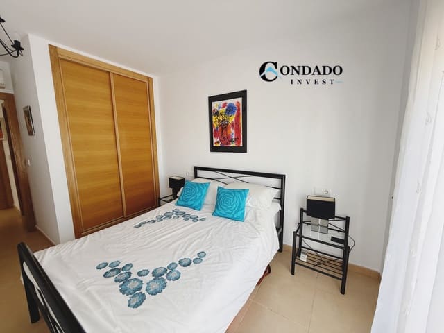 2 makuuhuone Kattohuoneisto myytävänä paikassa Condado de Alhama, Alhama de Murcia mukana uima-altaan 
autotalli - 120 000 € (Ref: 9422138)