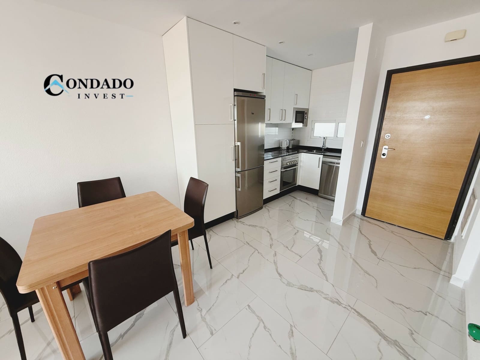 2 sypialnia Penthouse na sprzedaż w Condado de Alhama z basenem garażem - 135 000 € (Ref: 9437540)