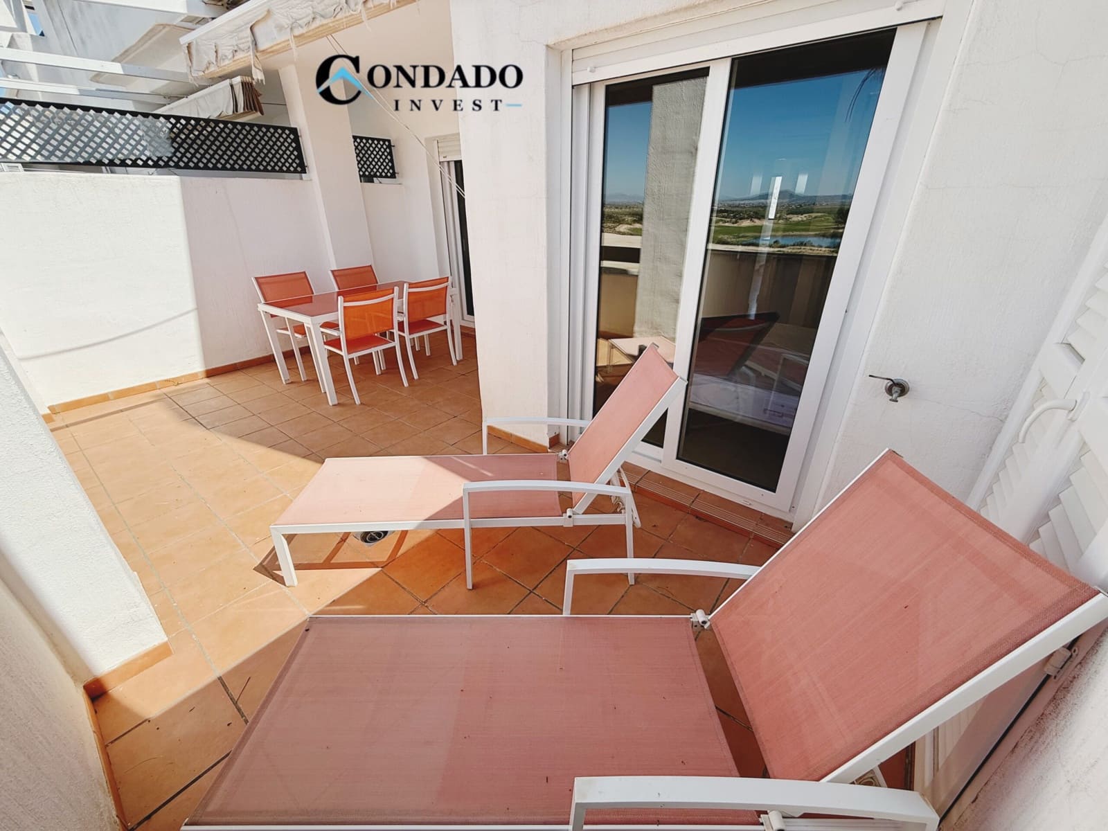 2 sypialnia Penthouse na sprzedaż w Condado de Alhama z basenem garażem - 135 000 € (Ref: 9437540)