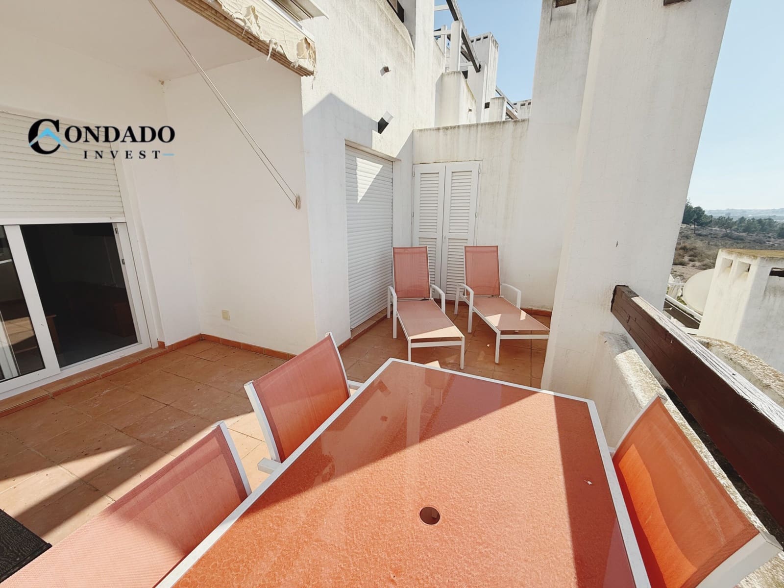 2 sypialnia Penthouse na sprzedaż w Condado de Alhama z basenem garażem - 135 000 € (Ref: 9437540)