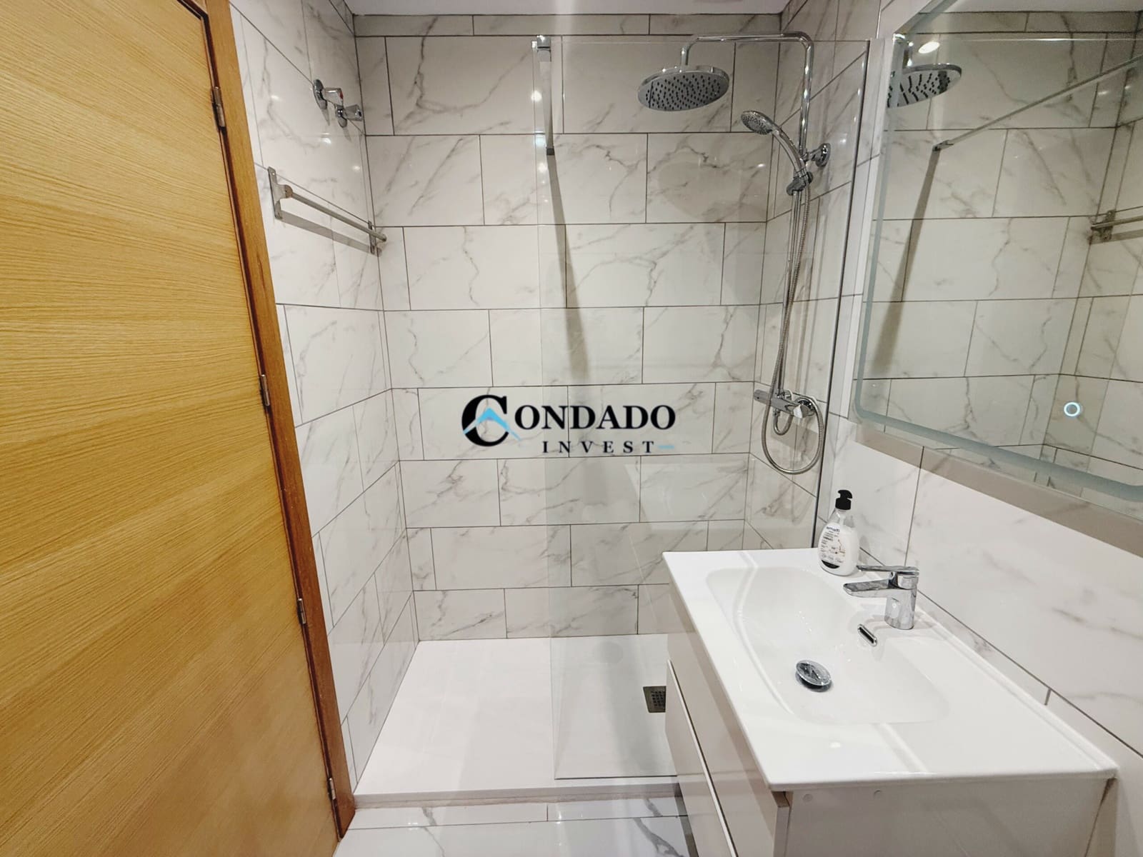 2 sypialnia Penthouse na sprzedaż w Condado de Alhama z basenem garażem - 135 000 € (Ref: 9437540)