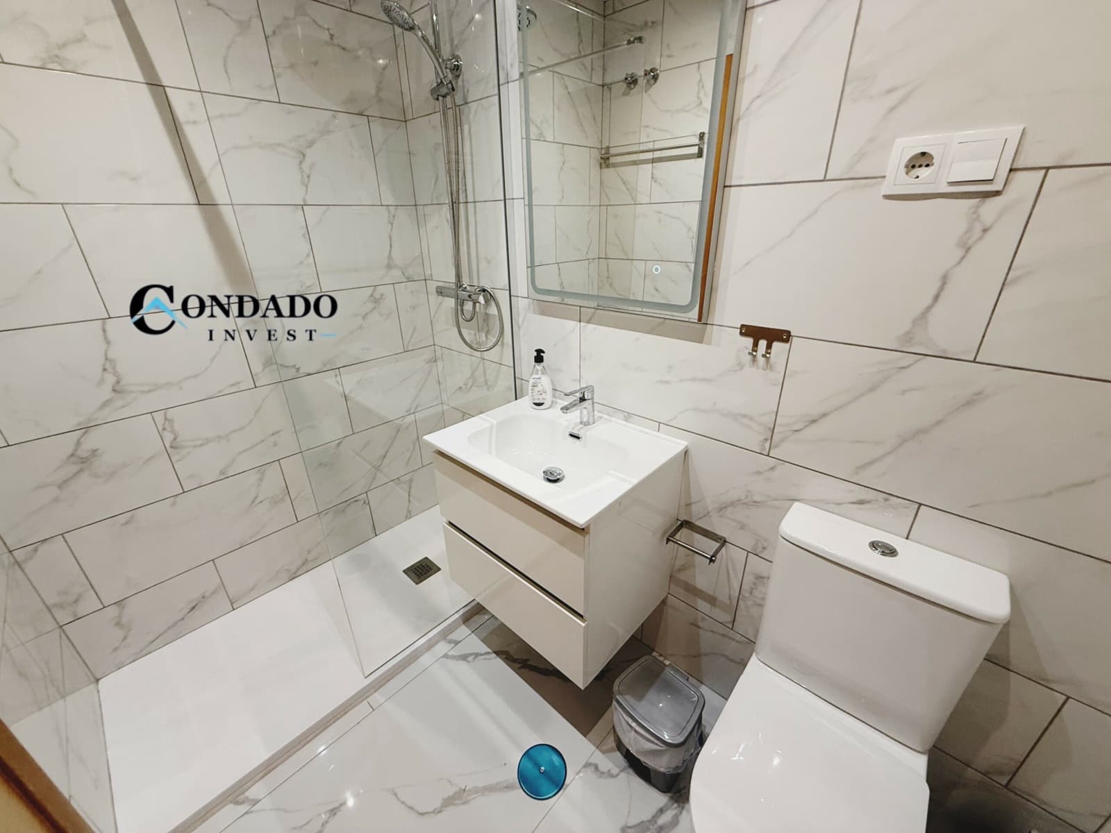 2 soverom Penthouse til salgs i Condado de Alhama med svømmebasseng garasje - € 135 000 (Ref: 9437540)