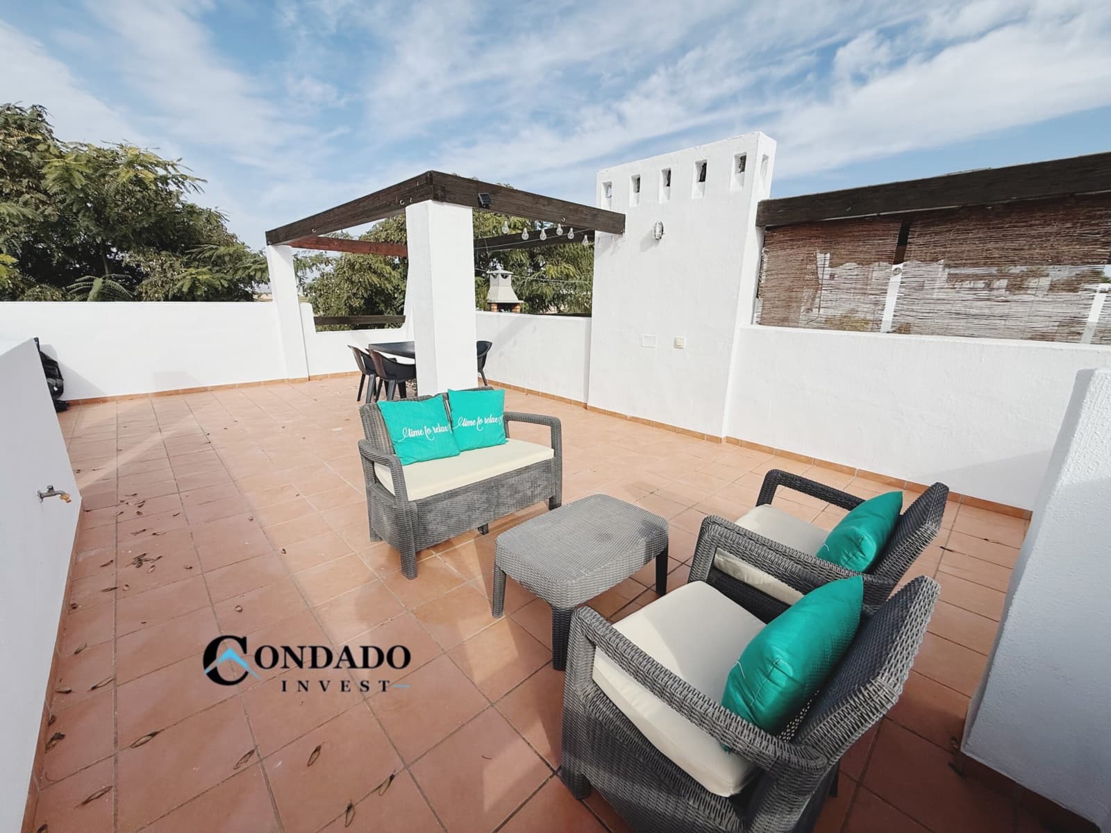 2 slaapkamer Appartement te koop in Condado de Alhama met zwembad garage - € 105.000 (Ref: 9450304)