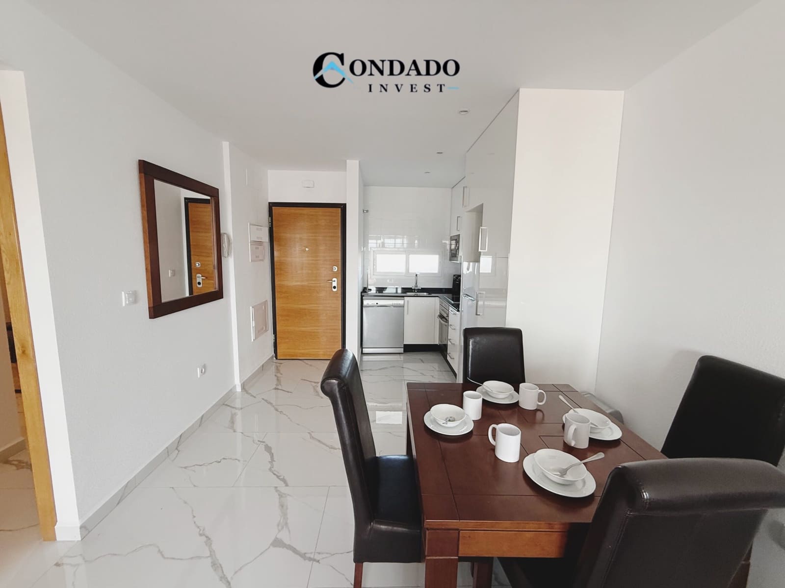 2 makuuhuone Kattohuoneisto myytävänä paikassa Condado de Alhama mukana uima-altaan 
autotalli - 135 000 € (Ref: 9451852)