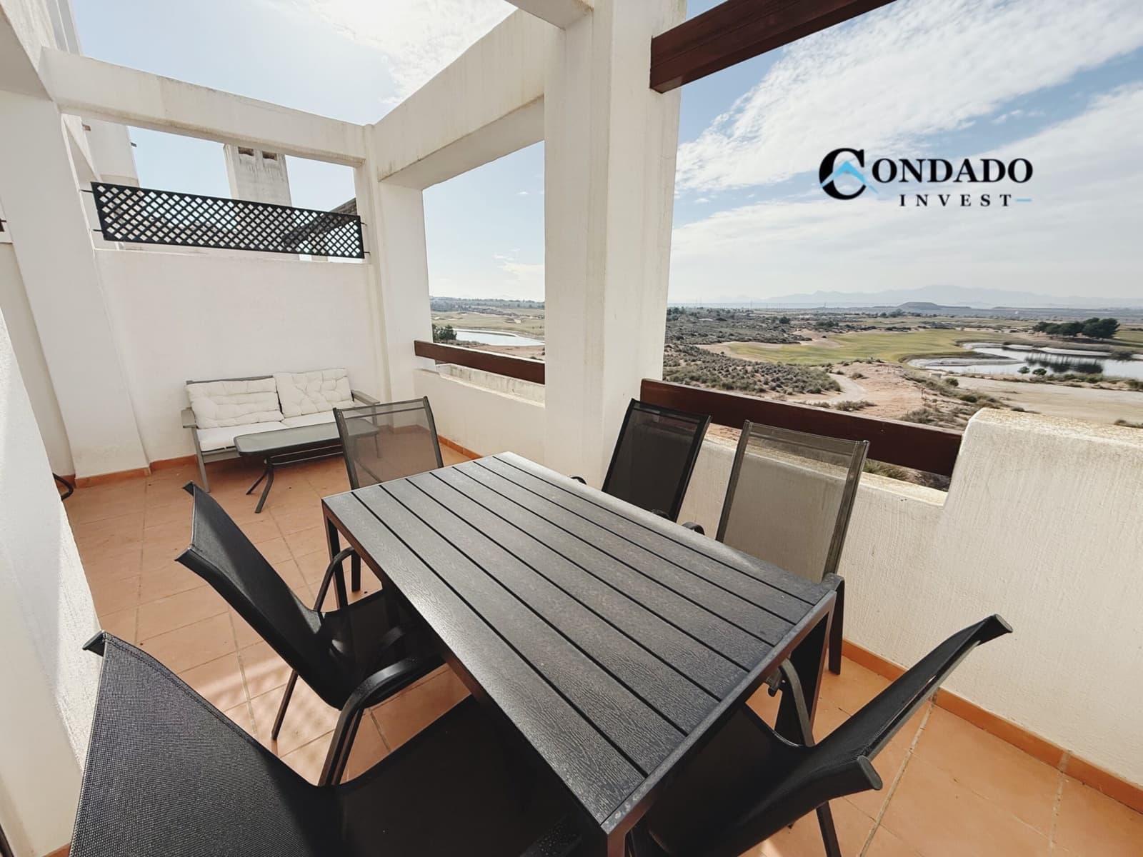 2 makuuhuone Kattohuoneisto myytävänä paikassa Condado de Alhama mukana uima-altaan 
autotalli - 135 000 € (Ref: 9451852)