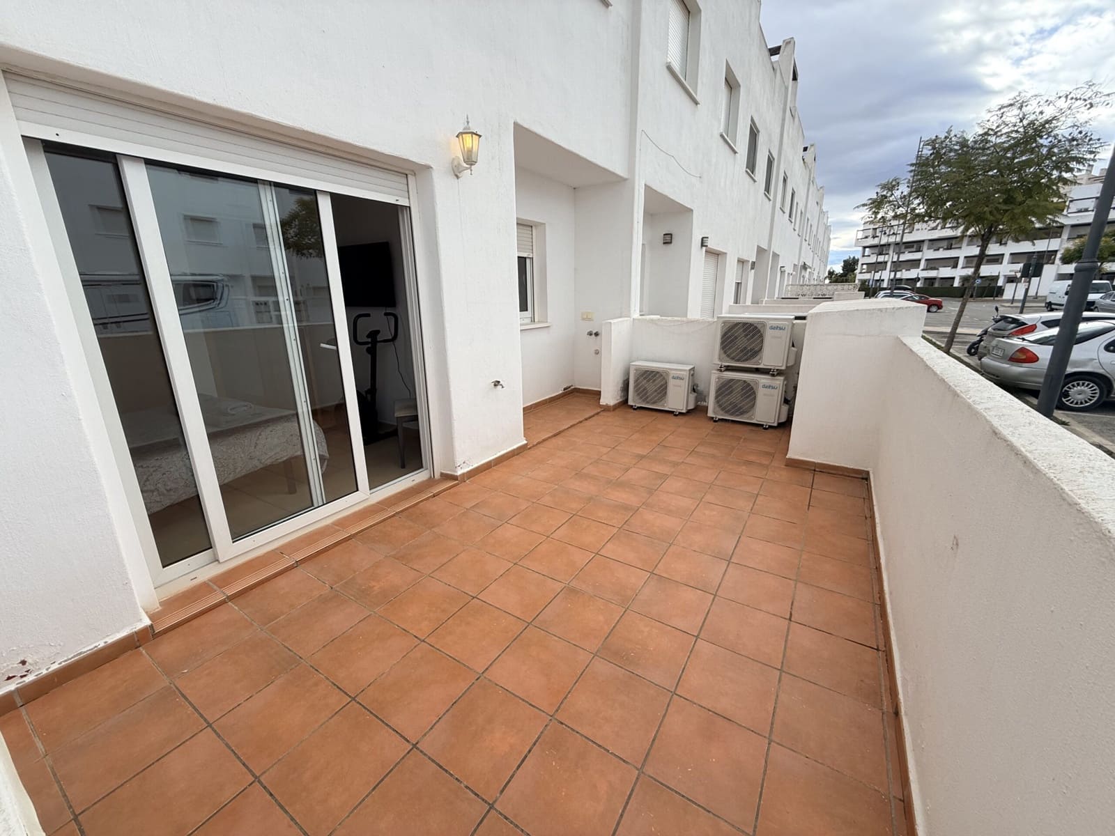 3 sypialnia Apartament na sprzedaż w Condado de Alhama z basenem - 107 000 € (Ref: 9552663)