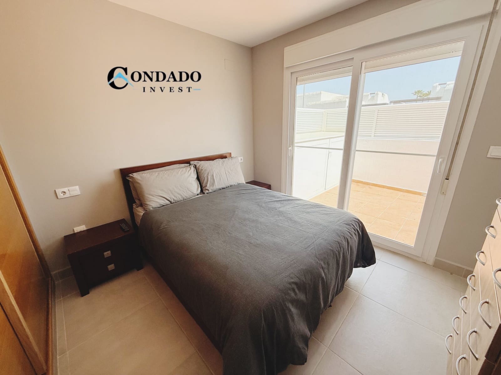 Apartamento de 3 habitaciones en Condado de Alhama en venta con piscina garaje - 127.000 € (Ref: 9758550)