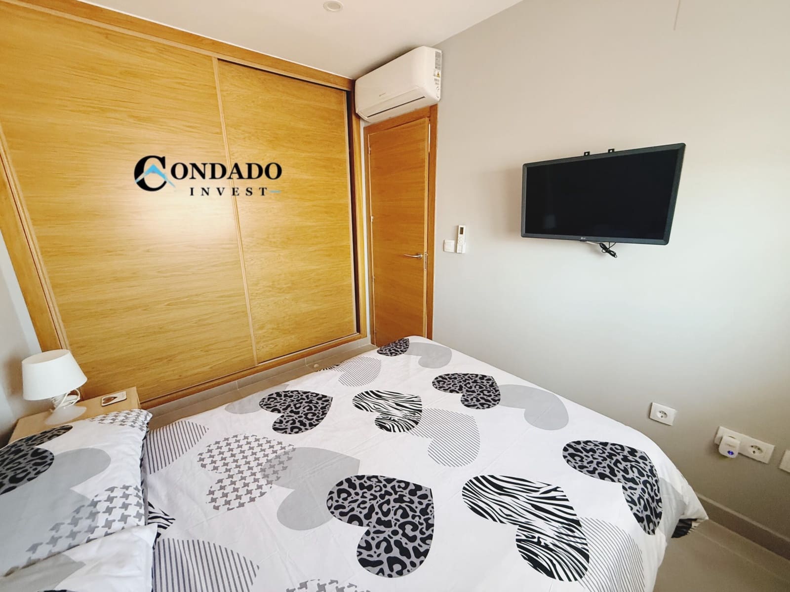 Apartamento de 3 habitaciones en Condado de Alhama en venta con piscina garaje - 127.000 € (Ref: 9758550)