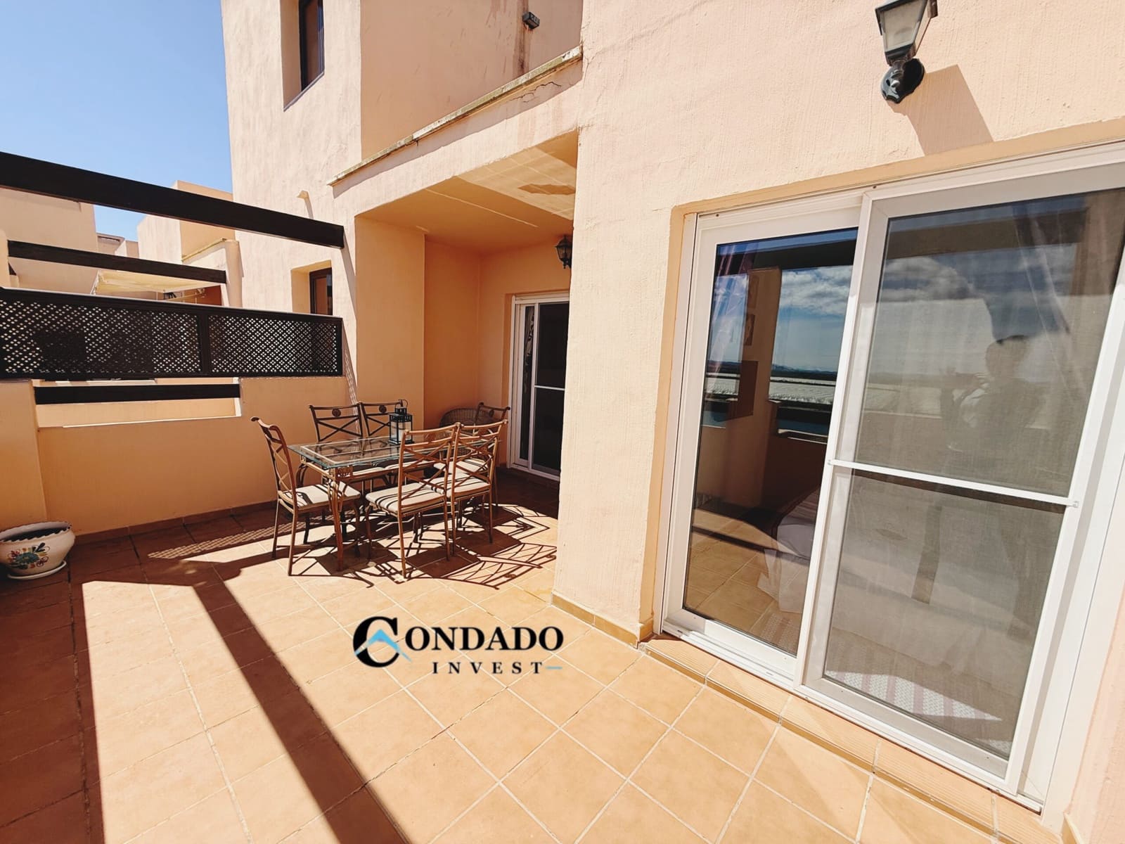 2 soverom Leilighet til salgs i Condado de Alhama med svømmebasseng garasje - € 115 000 (Ref: 9777684)